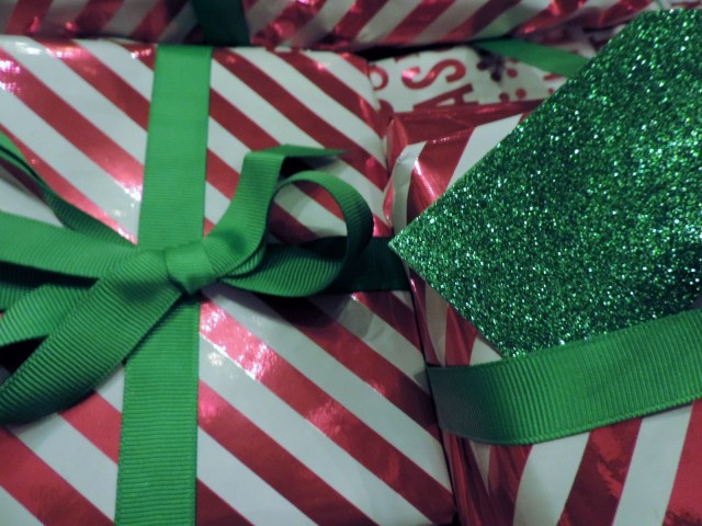 DSCN0328 christmas presents gifts