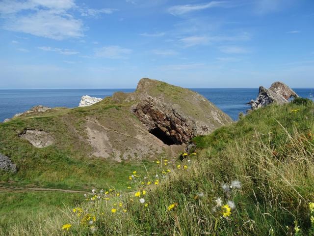 portknockie cave